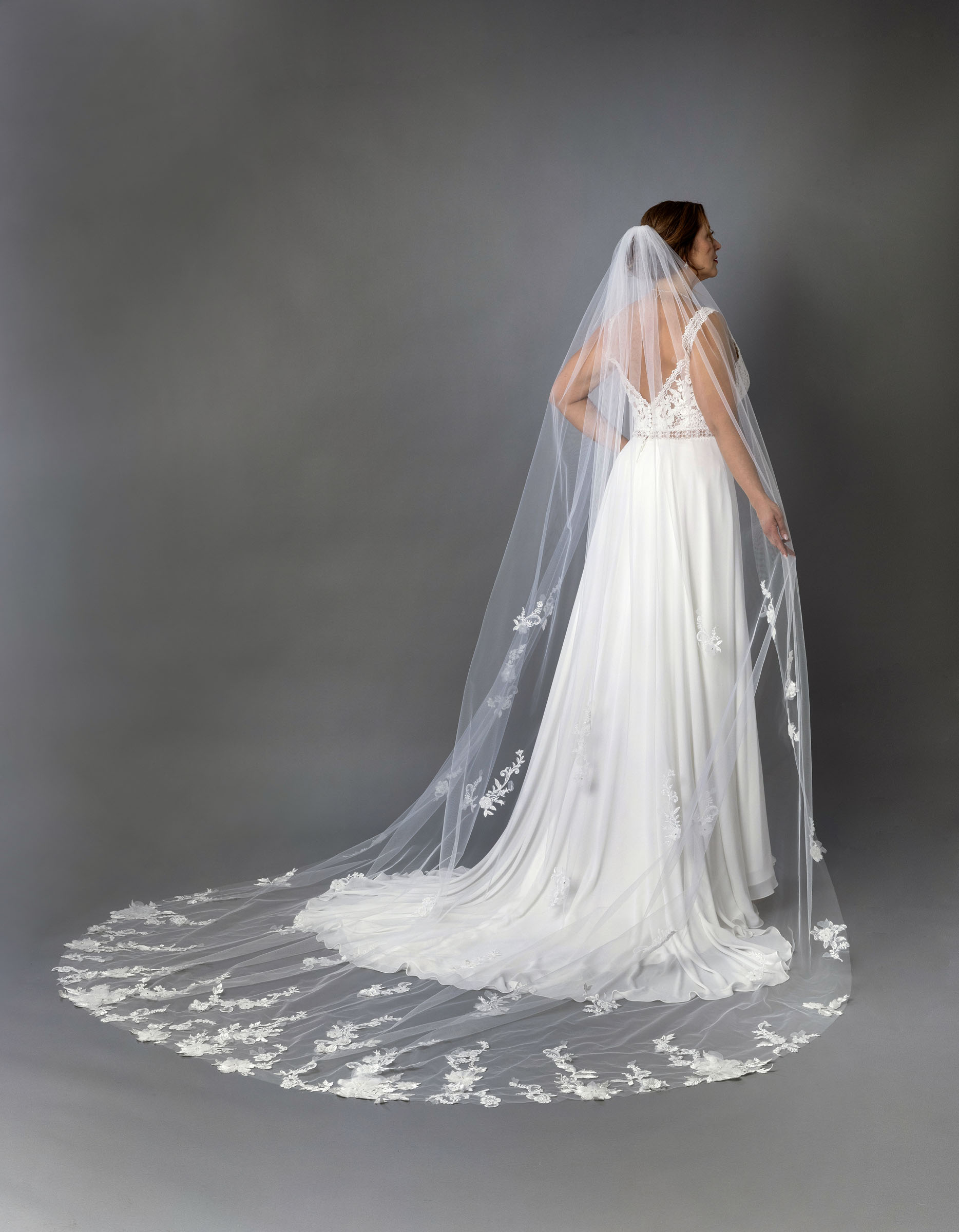 Bridal Classics Single Tier Veils MV-2584